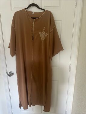 Brown Kaftan Dress with Embroidered Accent
